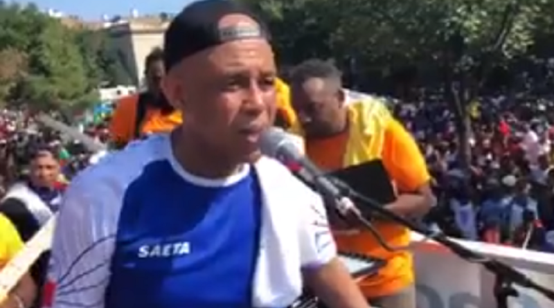 (Vidéo) Carnaval Labor Day – New York: Martelly empêché d’évoluer sur le parcours! post thumbnail image