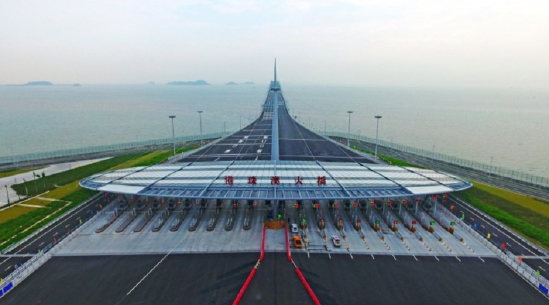 Chine: le plus long pont maritime du monde enfin ouvert à la circulation post thumbnail image