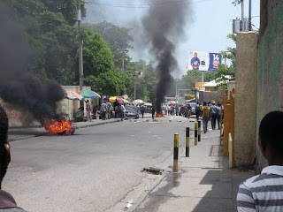 À Port-au-Prince, le message de Jovenel Moise reste à convaincre, une dure réalité sur le terrain post thumbnail image