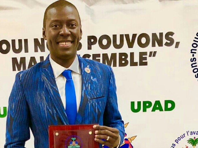 Fernando ESTIMÉ honoré lors du gala de fundraising de l’UPAD aux États-Unis. post thumbnail image