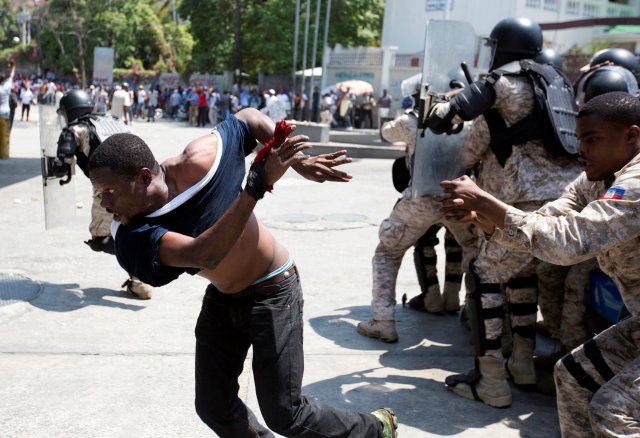 La PNH tire et tue 19 manifestants, un acte criminel punissable : Haïti, au menu du point de presse de vendredi du Bureau du Porte-parole du Secrétaire général de l’ONU post thumbnail image