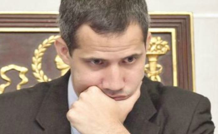 Des soupçons de corruption sur l’entourage de Guaidó affaiblit encore plus l’opposition vénézuélienne post thumbnail image