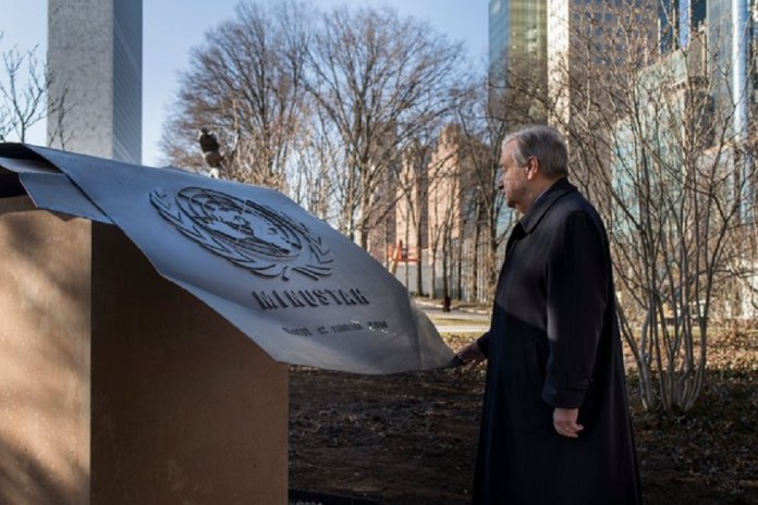 Au siège de l’ONU, Guterres honore la mémoire des victimes du séisme de 2010 en Haïti post thumbnail image