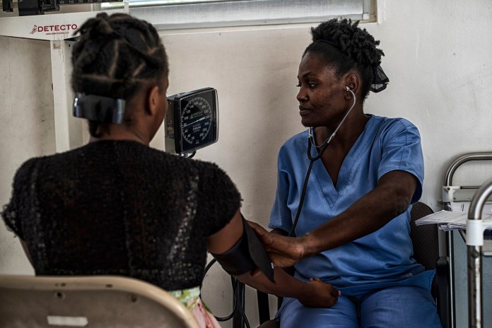 2020 : l’année internationale des sages-femmes et du personnel infirmier post thumbnail image