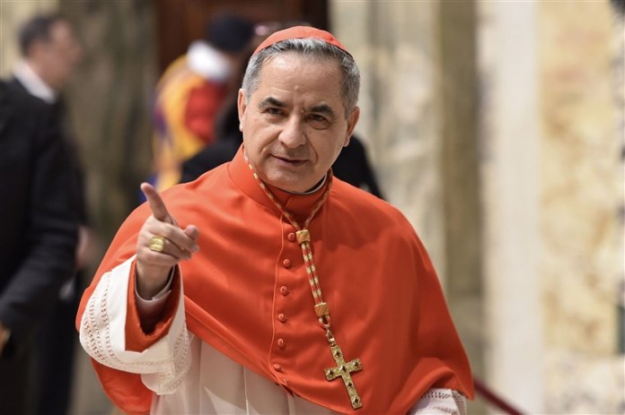 Vatican : début du procès historique pour corruption du cardinal Angelo Becciu post thumbnail image