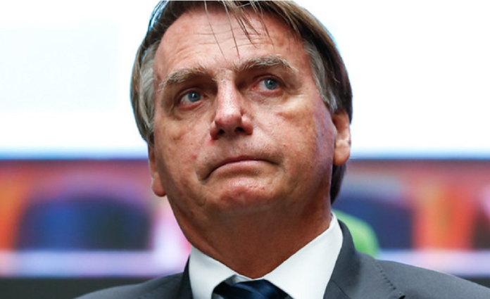 Brésil : Nouvelle enquête contre le président Bolsonaro pour diffusion de fausse information post thumbnail image