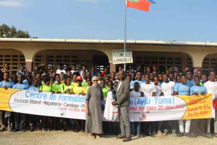 La Fondation Ayiti Toma (FondAyiti) lance son premier Centre de Formation Professionnelle à Ganthier post thumbnail image