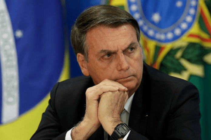 Brésil : Le président Jair Bolsonaro hospitalisé d’urgence post thumbnail image