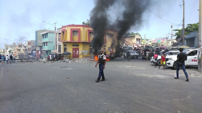 Tension | Kidnapping : Journée mouvementée à Port-au-Prince pour exiger la libération des otages post thumbnail image