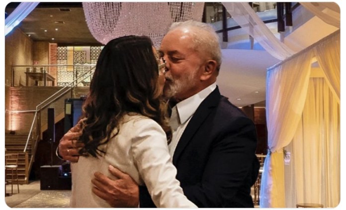 CNN Brésil – L’ex-président Lula se marie pour la 3e fois post thumbnail image